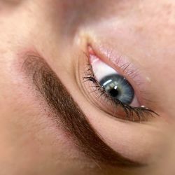 makijaz permanentny satin brows